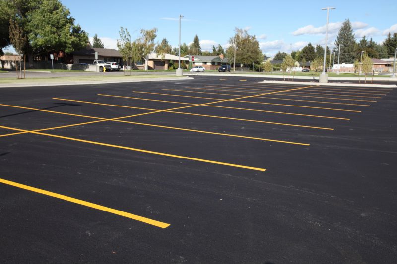 Commercial Parking Lot Cleaning